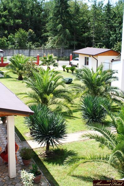 Hotel Sharmat Pizunda Bagian luar foto