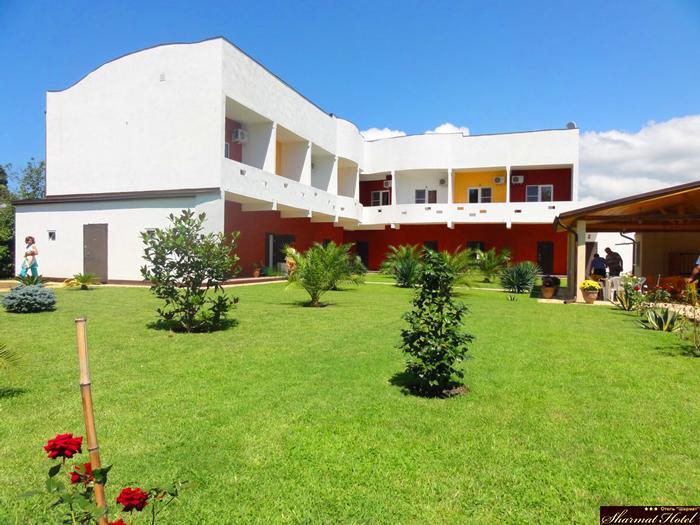 Hotel Sharmat Pizunda Bagian luar foto