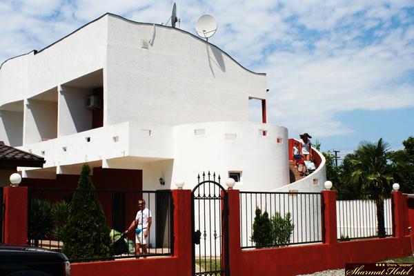Hotel Sharmat Pizunda Bagian luar foto